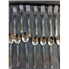 Image 3 : Henckels International 20 pc Cutlery Set