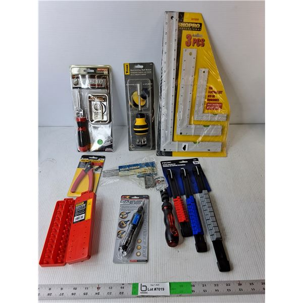 3 Piece Tri Square Set, Ratcheting Ball Driver, (5) Socket Holders, Misc.