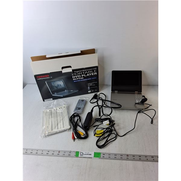 Toshiba SD-P1750SN  Portable DVD Player- Powers On  -   NEW IN BOX