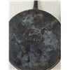 Image 6 : (2) Black 10" Cast Iron Skillet