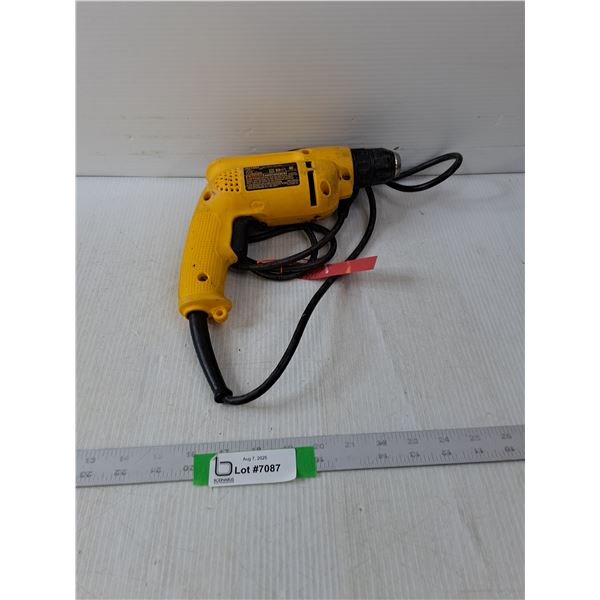 DeWalt ⅜ (10mm) VSR Drill- Powers On As Is
