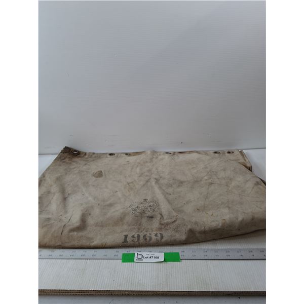 1969 Canadian Bag/Sack- 28.5" x 38"