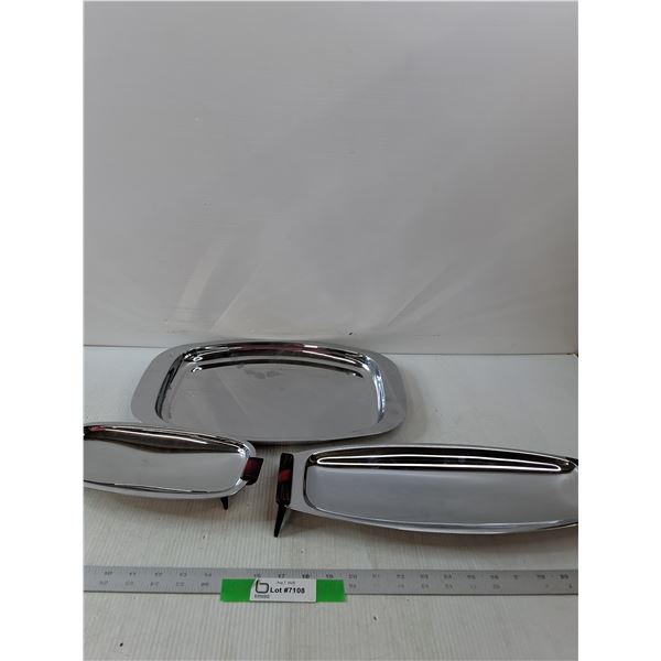 (3) Metal Gourmates Chrome Trays- 16" x 10"