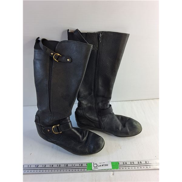 Leather Ladies Boots - Size 10"
