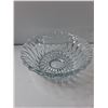 Image 2 : (3) Glass Bowls, (2) Glass Dishes
