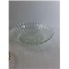 Image 7 : (3) Glass Bowls, (2) Glass Dishes