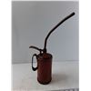 Image 2 : Vintage Oil Can