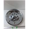 Image 1 : 16.5'' Hub Cap - As Is