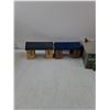 Image 2 : (4) Model Train Buildings & Pine Tree Decoration