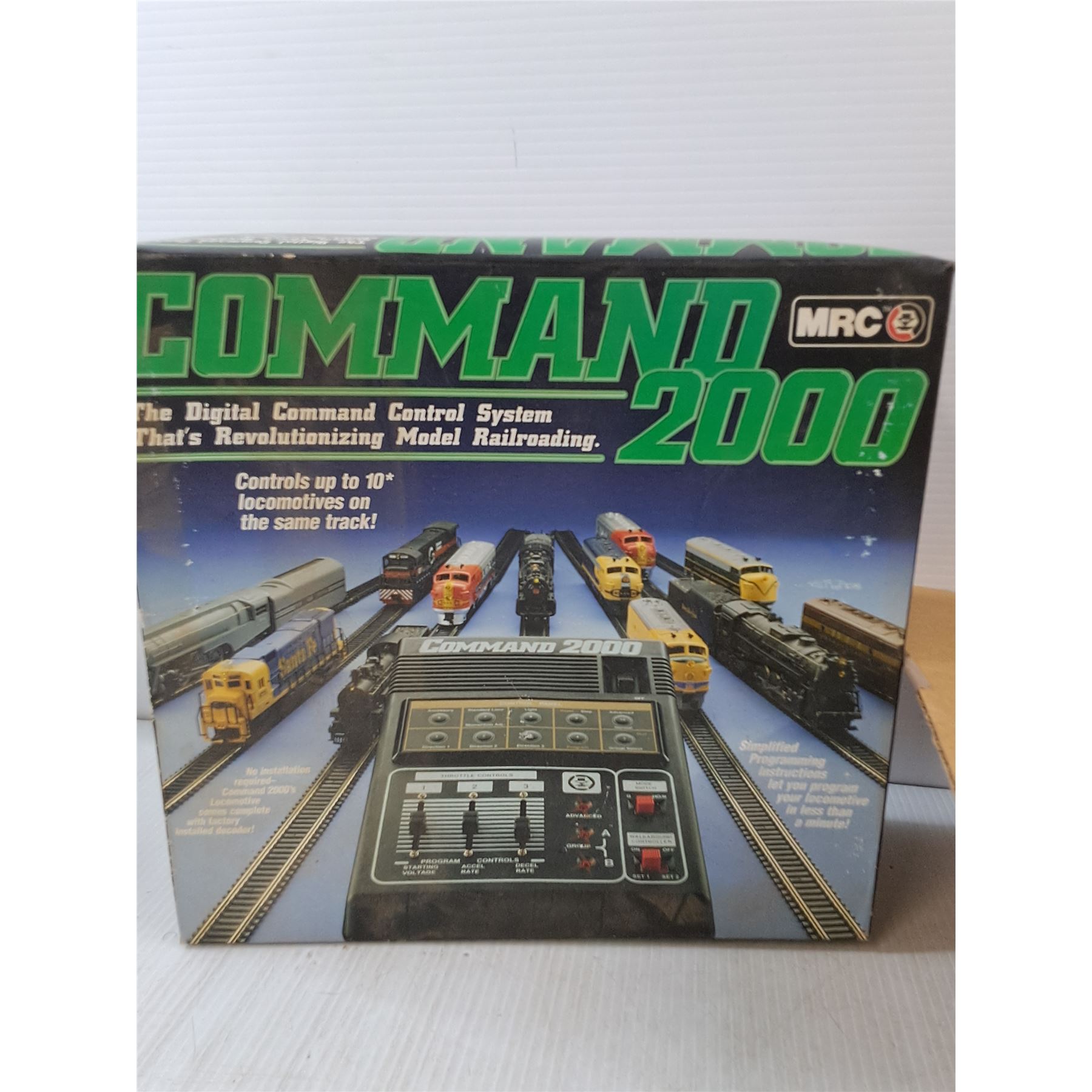 Command 2000 Digital Command Control System & Bachmann Power Pack- As ...