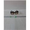 Image 1 : Oversized Woman Sunglasses- 6" x 2"