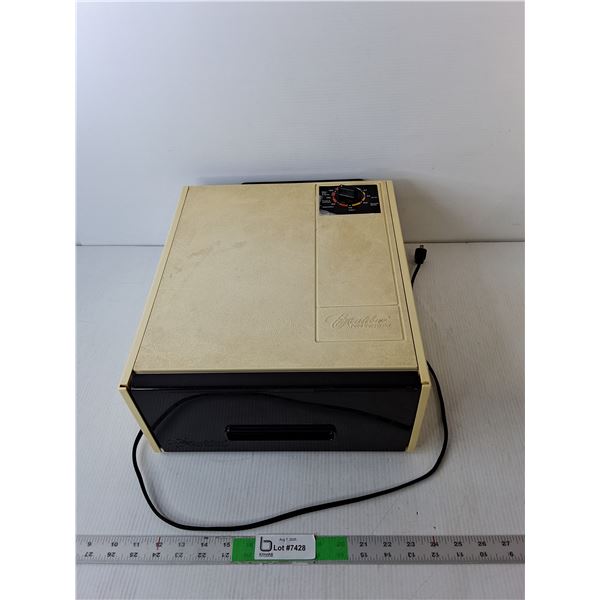 Excalibur Food Dehydrator- Powers On