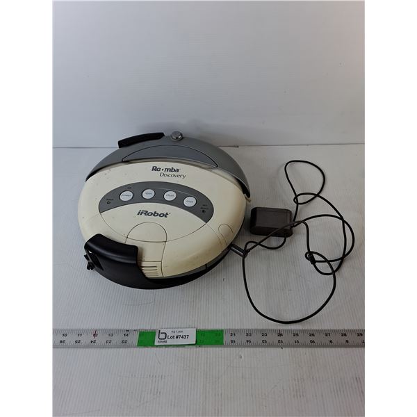 Roomba Discovery Robot Vacuum- Takes a Charge, Untested