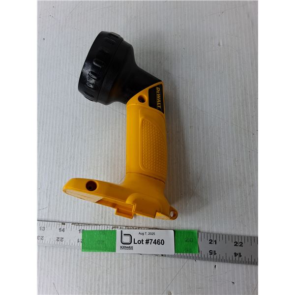 Dewalt 14.4V Swivel Light- Untested, Needs Battery