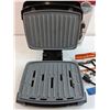 Image 2 : George Foreman Grill - Powers On