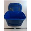 Image 1 : Plastic Storage Bin with Lid - 23x19x13" - Pickup Only