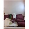Image 1 : Queen Size Bedding Set with Throw Pillows, GapKids Size 8 White Jeans