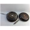 Image 4 : 11 1/2" and 10" Non Stick Frying Pans