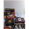 Image 3 : Christmas Wall Decor, Tray and Various Chocolate Tin Cans