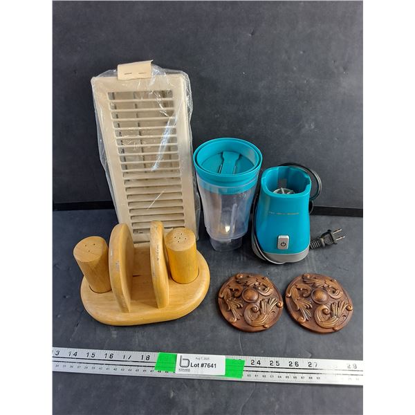 Hamilton Beach Pulse Blender - Tested, Wooden Salt & Pepper Shakers and a New Vent Cover
