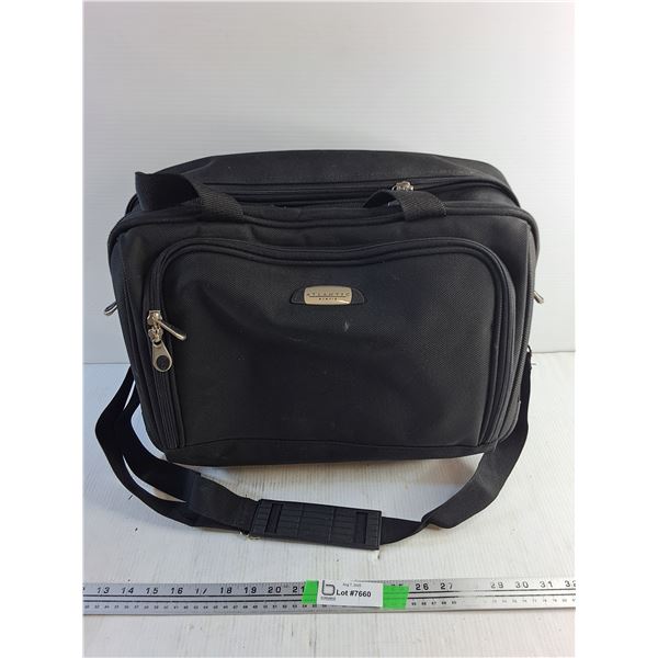 Atlantic MCMXIX Carry On Bag 17" x 14" x 6"
