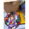Image 2 : Wreath, Easter Baskets, Assorted Posters, Misc - Pick Up