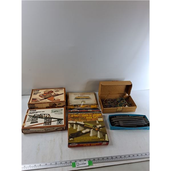 (2) Tyco Model Train Kits, (2) Atlas Model Train Kits, Model Train Tracks, Misc - As Is