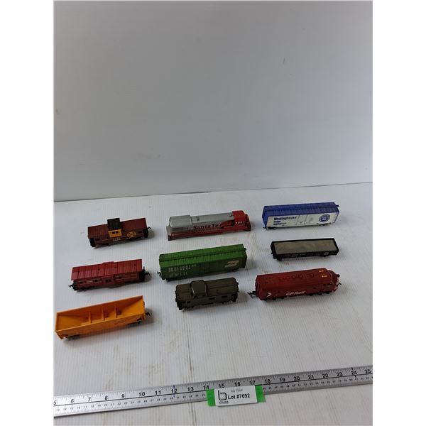 (9) Model Trains,