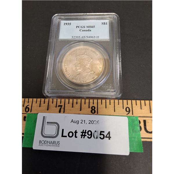 PCGS MS65 Graded Canadian 1935 $1 Coin - PCGS MS65