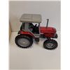 Image 4 : ERTL Massey Ferguson 3070 4WD Tractor Die Cast - 1:16 Model Scale Comes w/Box