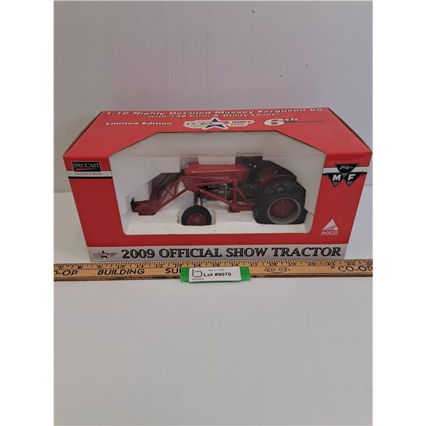 Spec Cast Massey Ferguson 65 Diesel Die Cast Tractor - 2009 Official Show Tractor - 1:16 Model Scale
