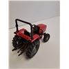 Image 4 : Massey Ferguson  1250 Garden/Yard Tractor Die Cast Model - 1:16 Model Scale
