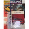 Image 2 : (16) Vintage/Retro Mustang Magazines