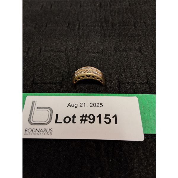 ^ 10K Sweetheart Gold & Diamond Ring - Size 7.75