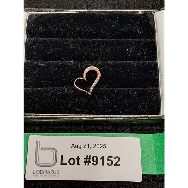 ^ 10K Rose Gold & Diamond Heart Necklace Pendant w/Case