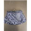 Image 2 : Vintage Blue Art Deco Pattern Beaded Women's Hand Purse - 7" x 5"