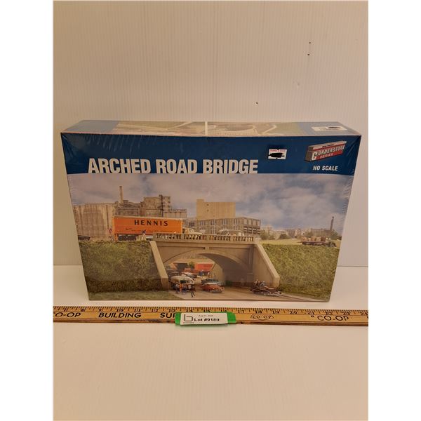 Arched Road Bridge HO Model Scale - New in Box/Sealed
