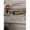 Image 6 : HO Model Scale Route 66 Motel in Box & (2) Train Track Sets