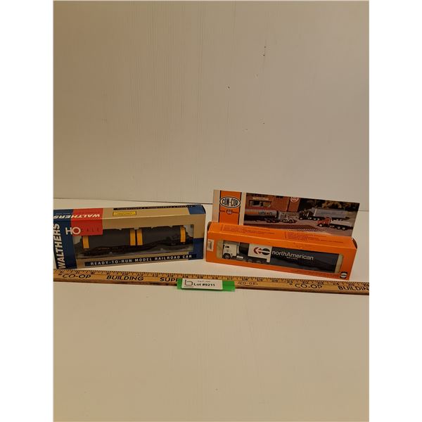 (2) Die Cast Models Vehicles: HO Model Railcar & North American Semi w/Trailer - 1:87 Scale