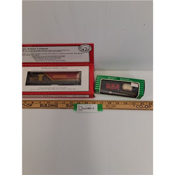 Saskatchewan Grain Car HO Model Scale in Box & VW Car w/Trailer - 1:87 Model Scale