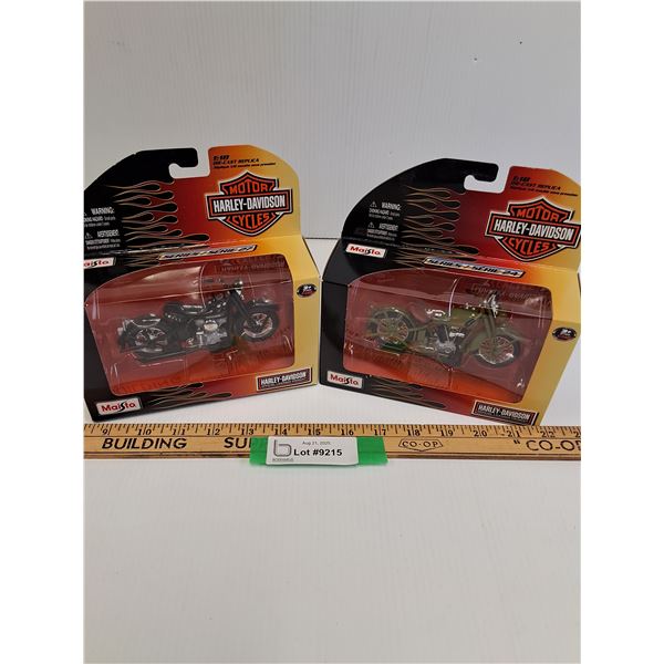(2) Harley Davidson Die Cast Model  Motorcycles - 1:18 Scale - Series 27 & 24