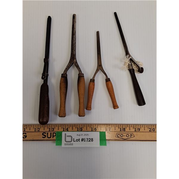 (4) Antique Hair Curlers - Various Styles & Sizes