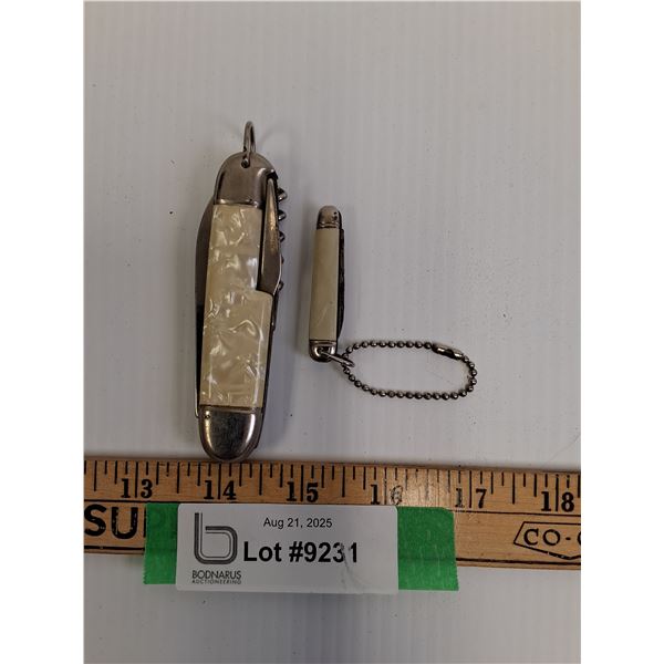 Richard Brand White Mother of Pearl Pocket Knife Set