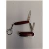 Image 2 : (3) Red Pocket Knives - Assorted Sizes