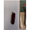 Image 5 : (3) Red Pocket Knives - Assorted Sizes