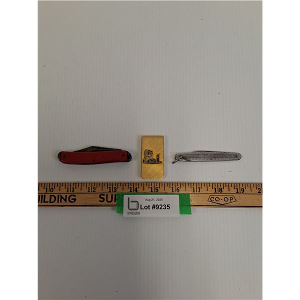 (2) Pocket Knives & "The Mint" Money Clip