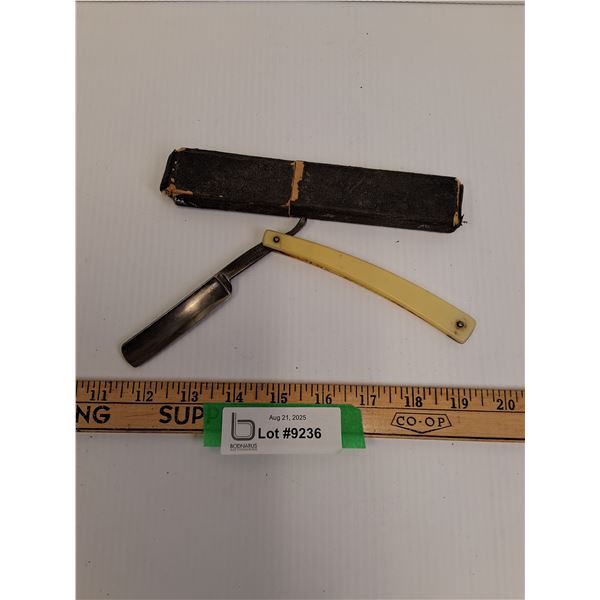 The Torrey Razor Co. Vintage French Ivory Mens Straight Shaving Folding Razor w/Original Case