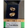 Image 1 : ^Montana Silversmith's Two Hearts Ornate Stud Earrings in Case