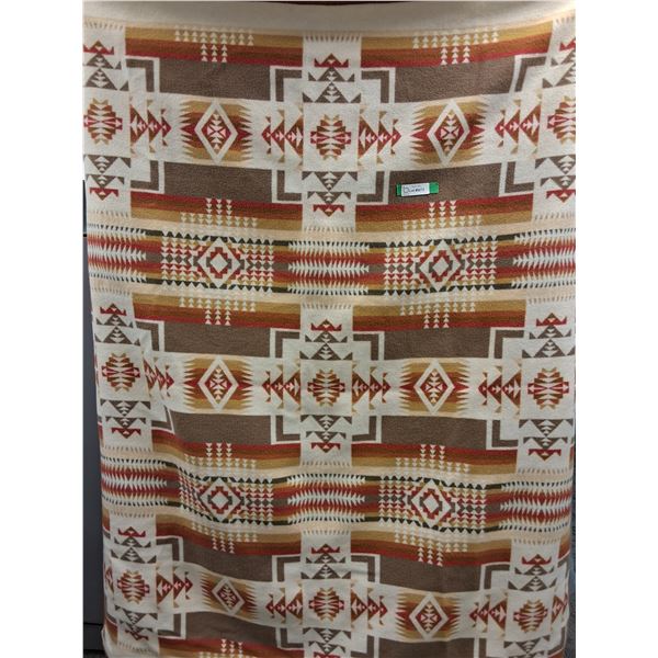 Pendleton Wool Blanket "Beaver State" Pattern Design - 60" x 72"
