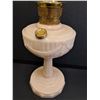 Image 5 : Vintage Aladdin Alcite Lincoln Drape Oil Lamp Base - Model 23 B - 13.5" x 6"